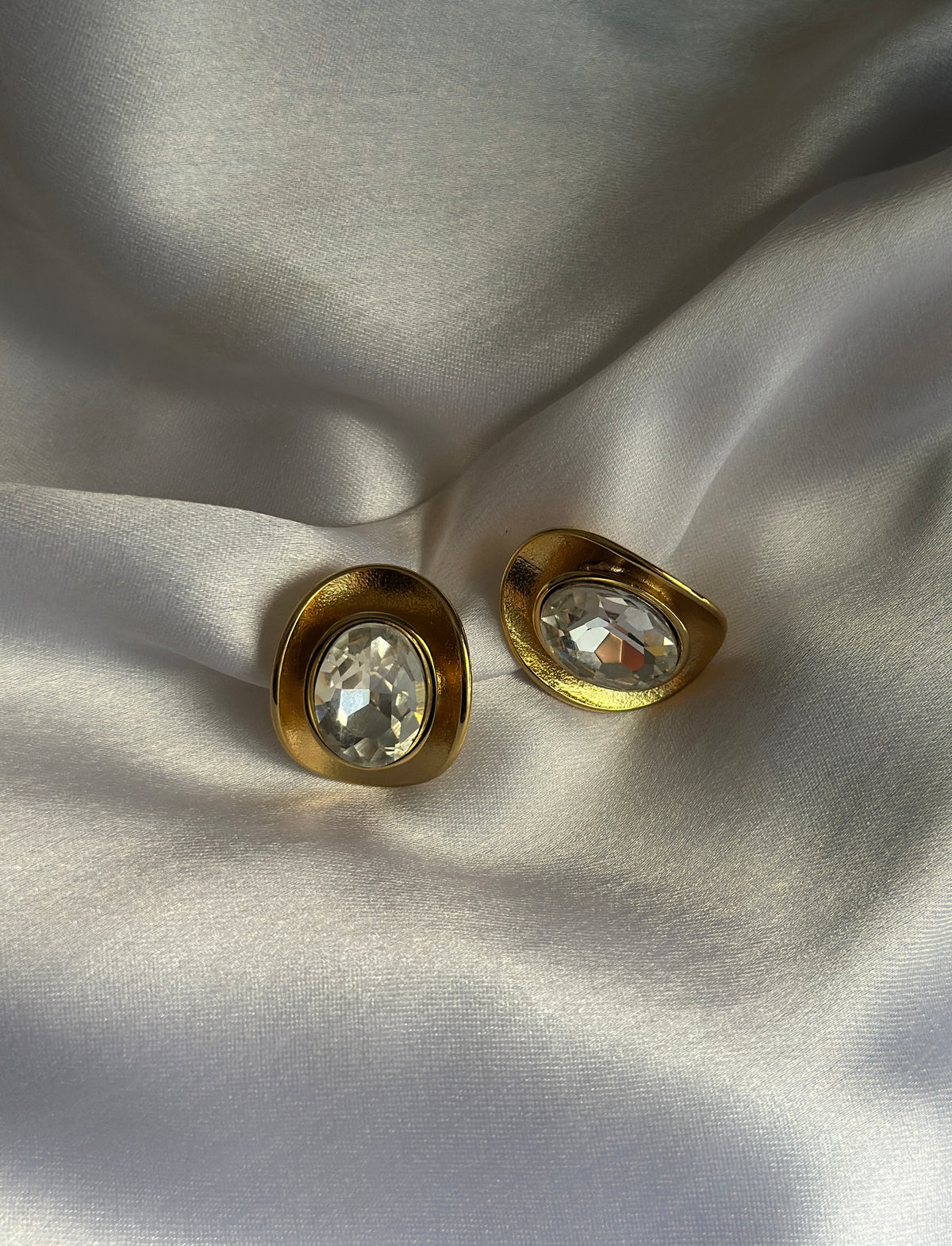 OPAL-STUDS