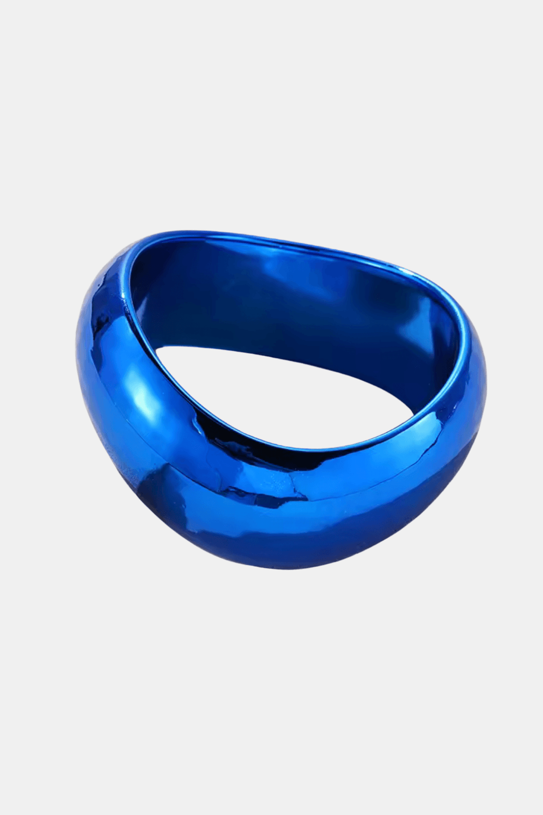 RETRO BANGLE