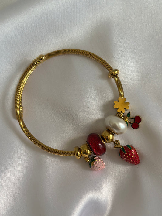 Cherry-Pop-Bracelet