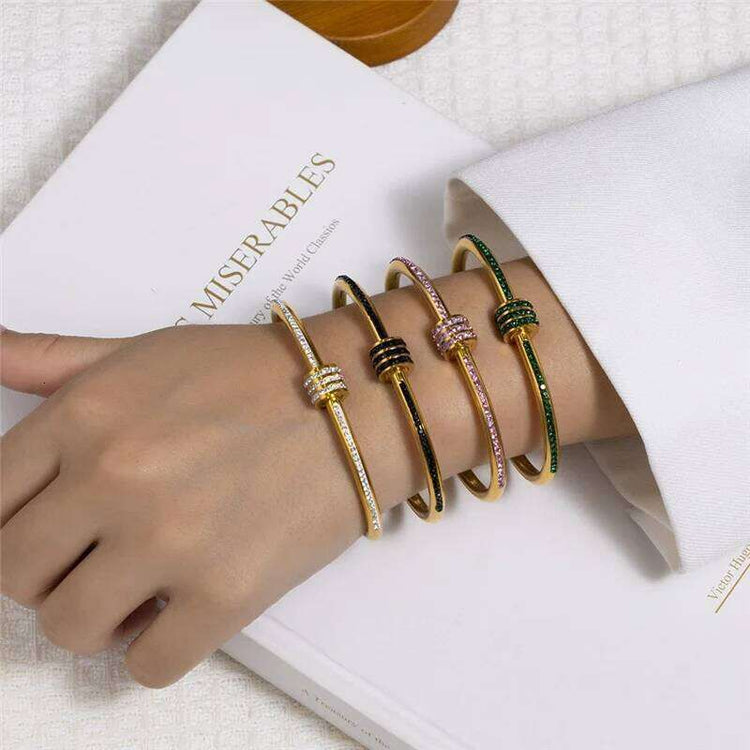EMERALD OPENABLE BRACELET