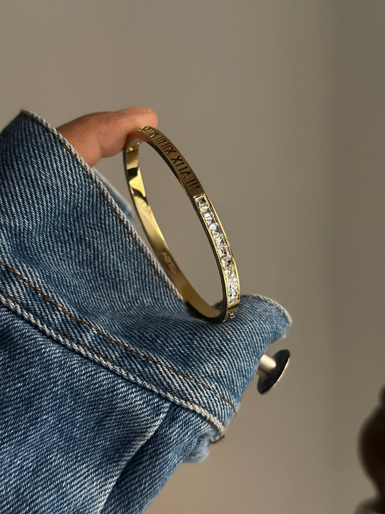 ROMAN BRACELET