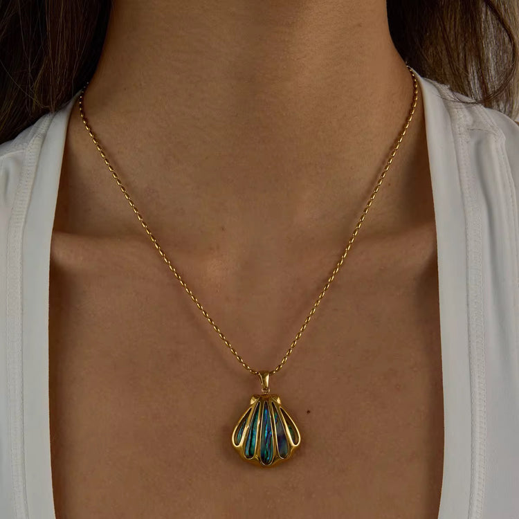 COASTAL-NECKLACE