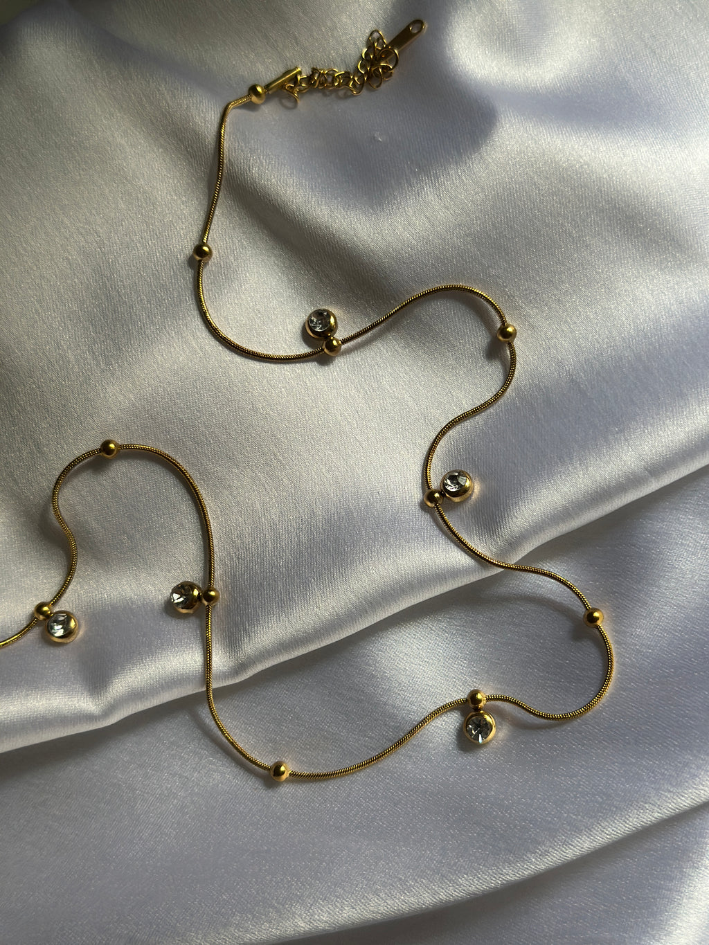 SOLARA NECKLACE EARRINGS COMBO SET( GOLD)