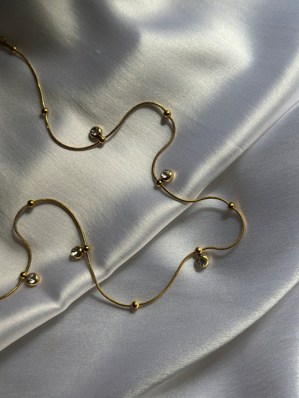 SOLARA NECKLACE EARRINGS COMBO SET( GOLD)
