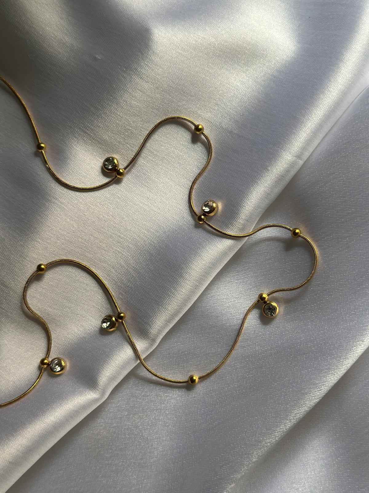 SOLARA NECKLACE EARRINGS COMBO SET( GOLD)
