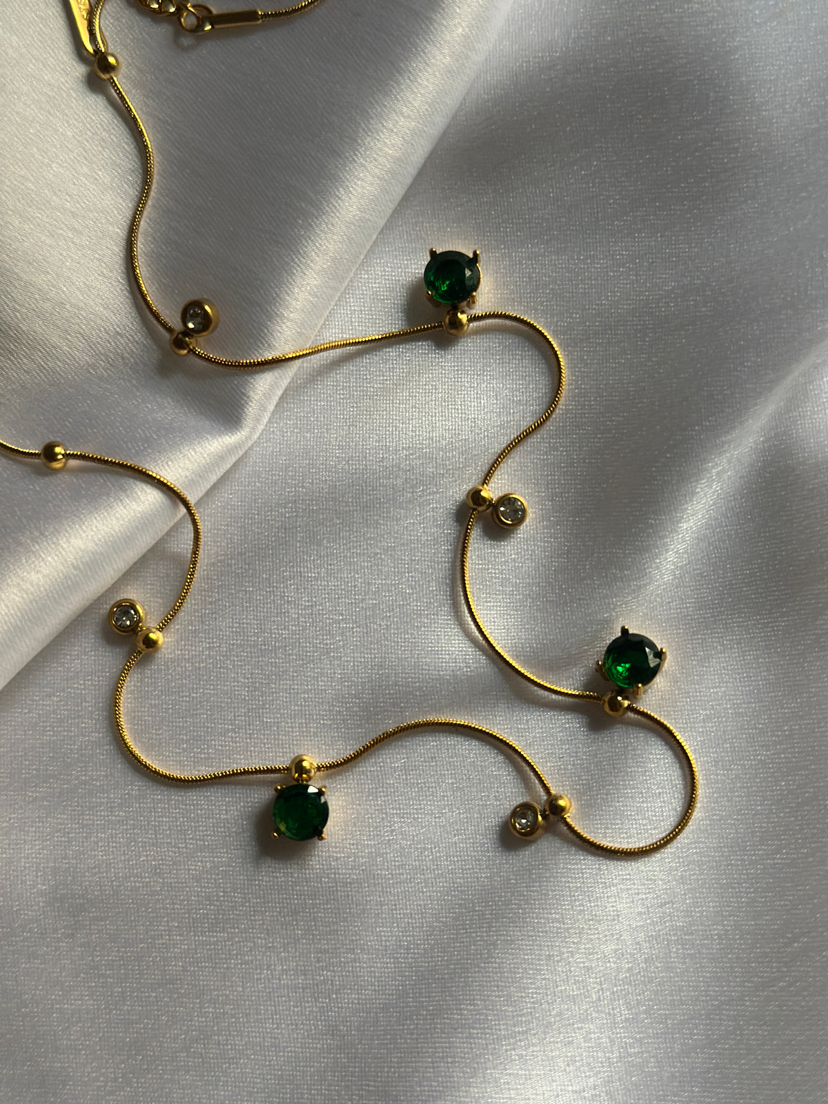SOLARA NECKLACE EARRINGS COMBO SET(GREEN)