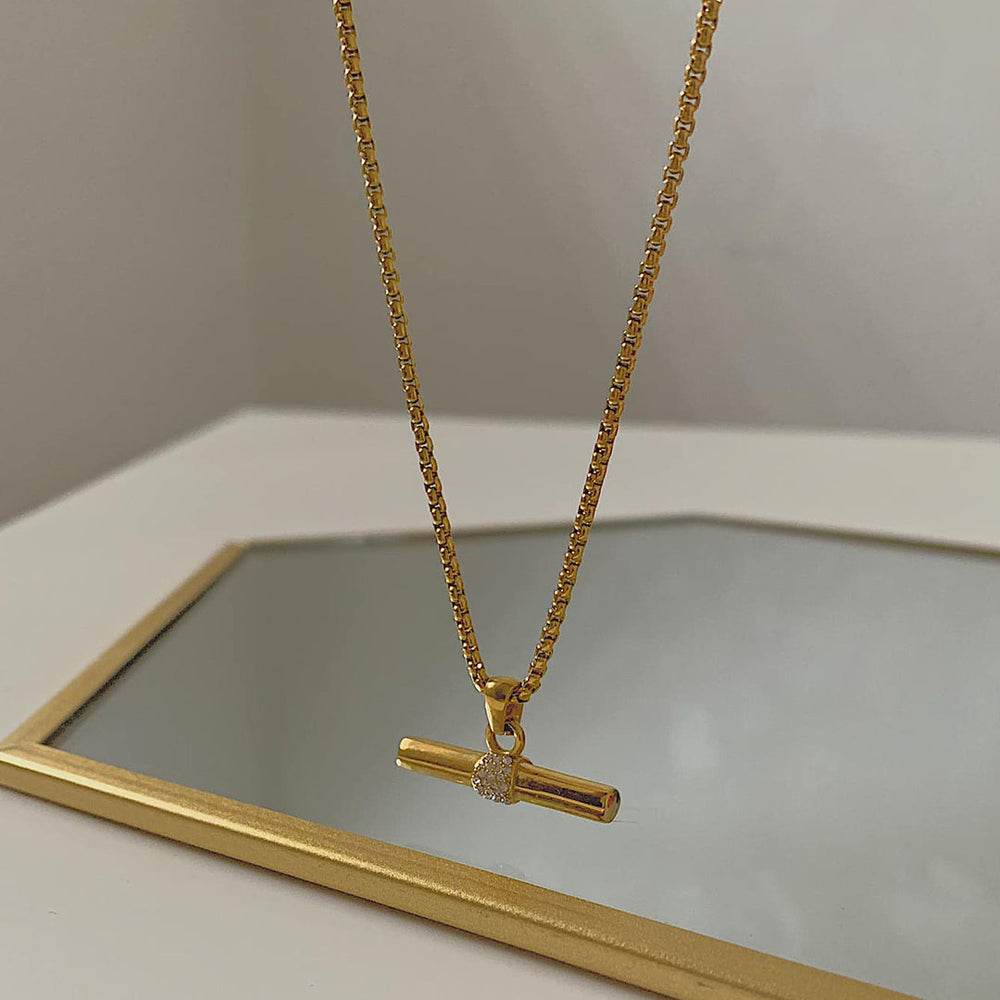 T-BAR NECKLACE