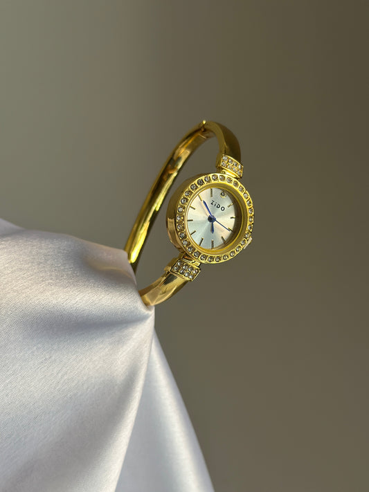 DAISY-VINTAGE-WATCH