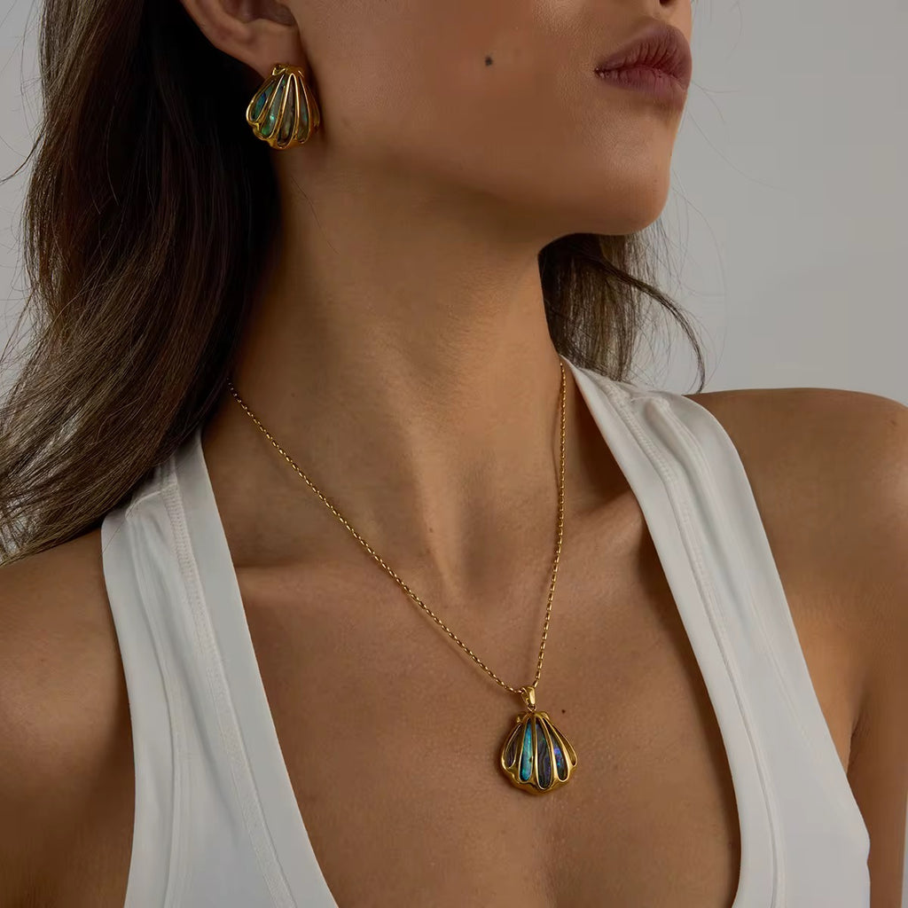COASTAL-NECKLACE