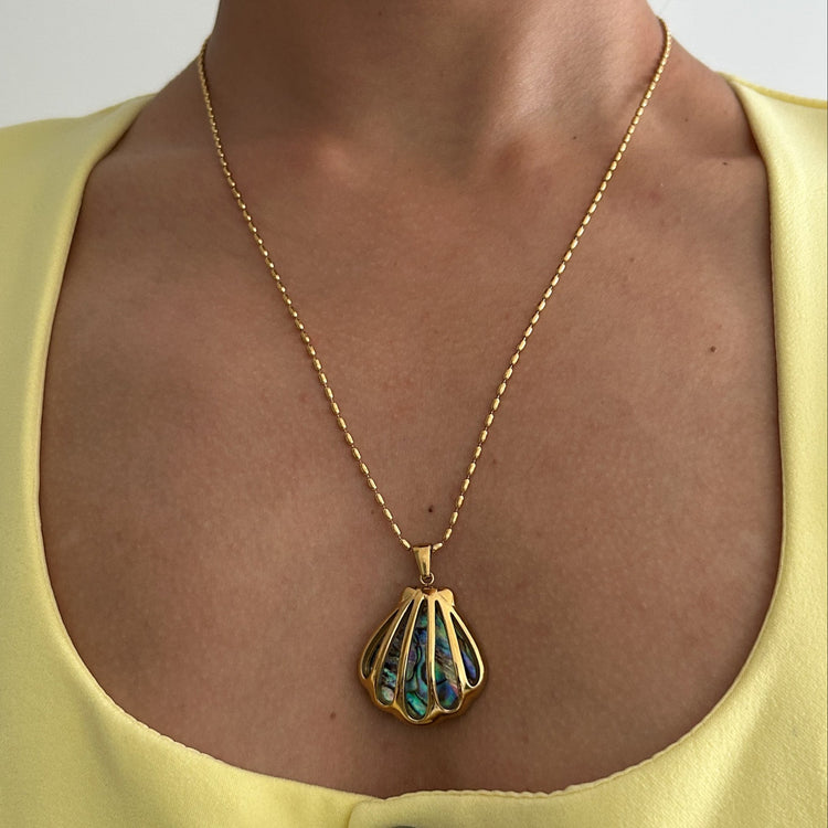 COASTAL-NECKLACE