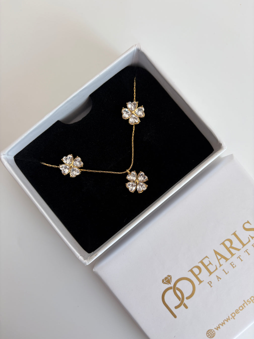 EVA DIAMOND FLORA NECKLACE SET