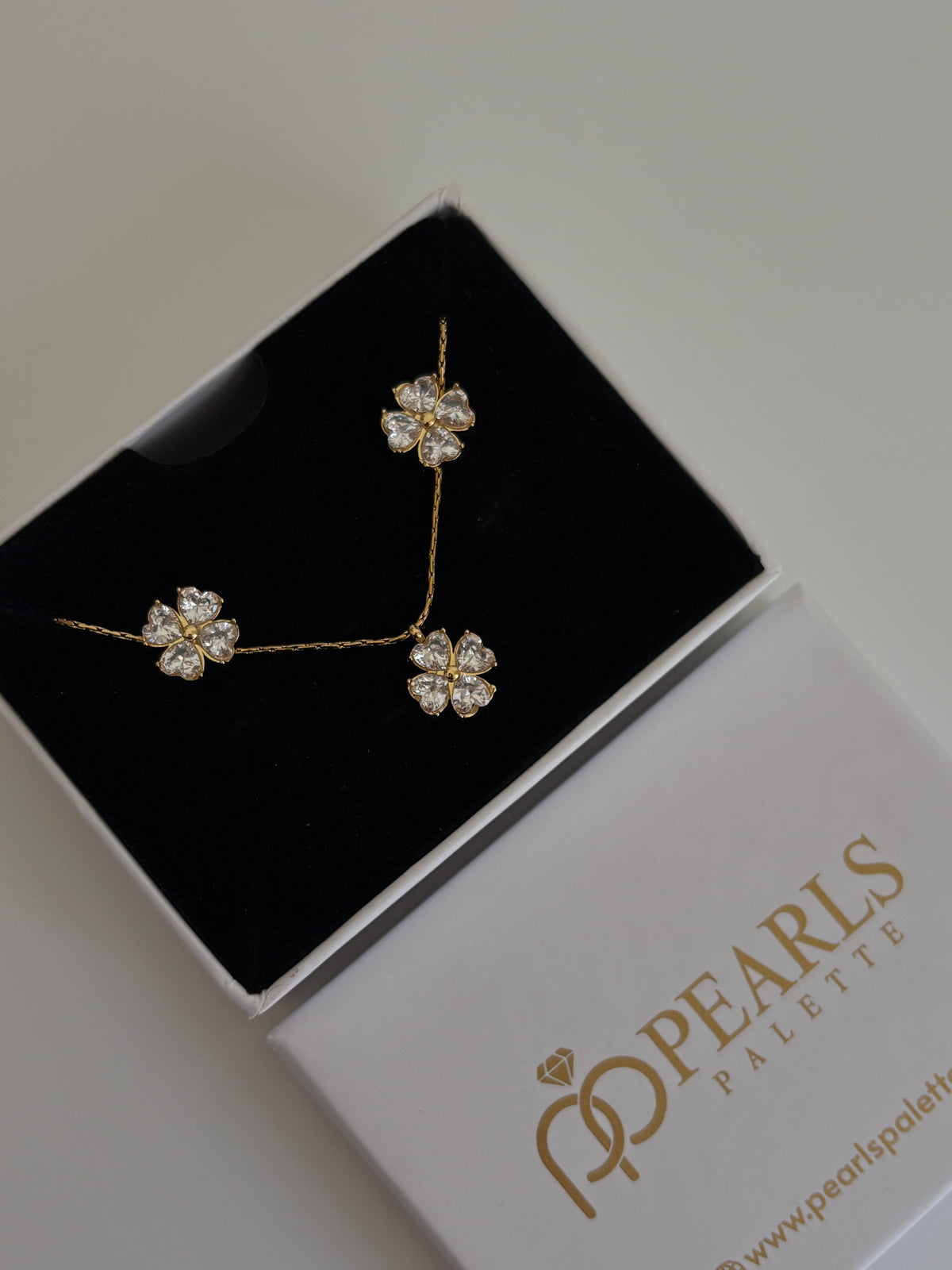 EVA DIAMOND FLORA NECKLACE SET