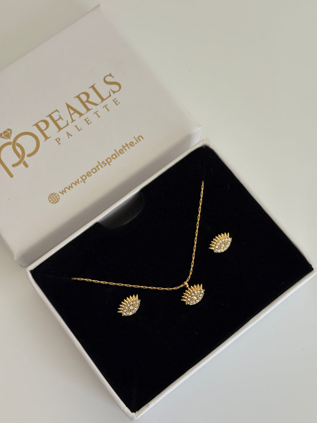 LILY NECKLACE SET