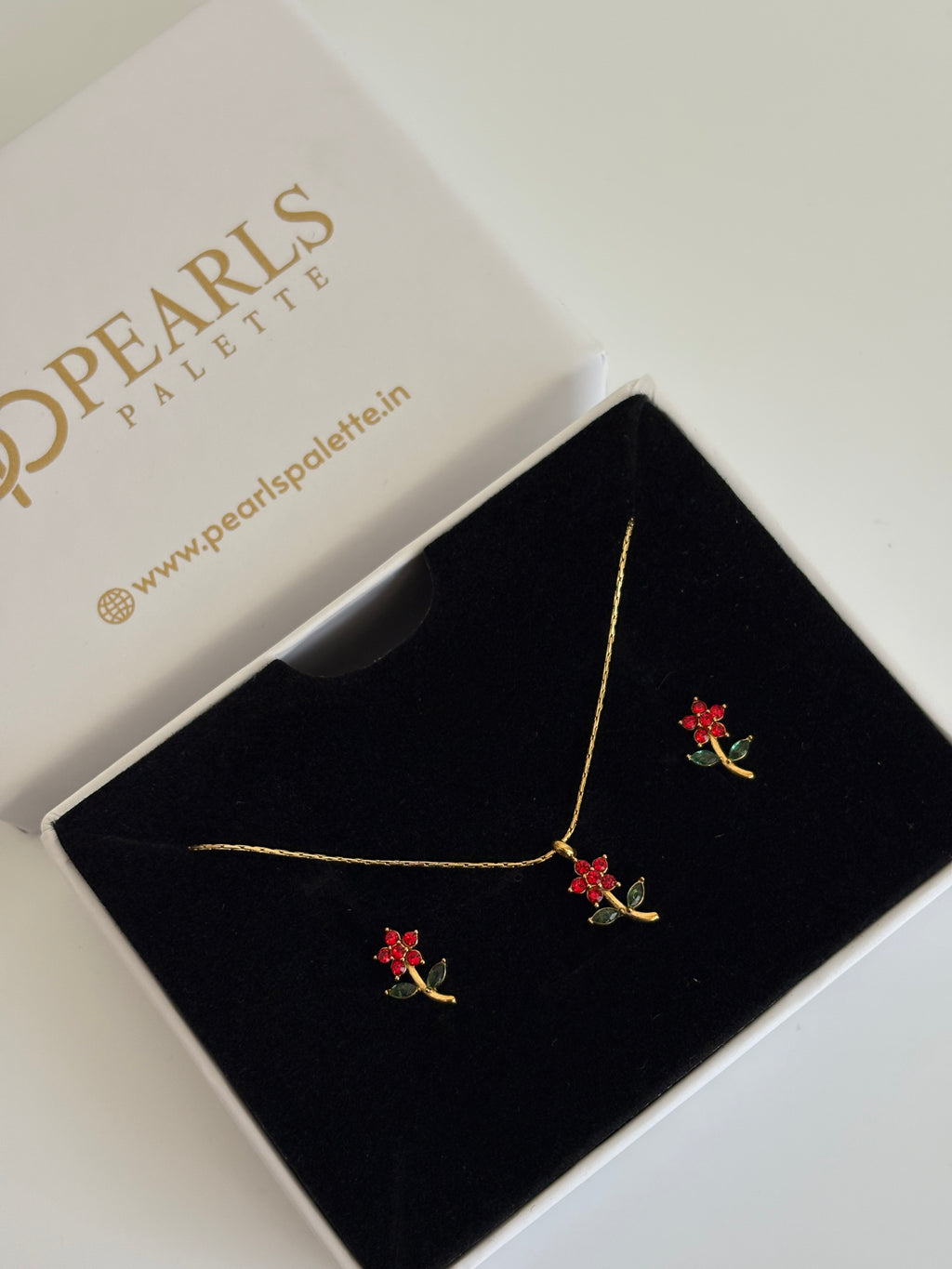 ROSY NECKLACE SET