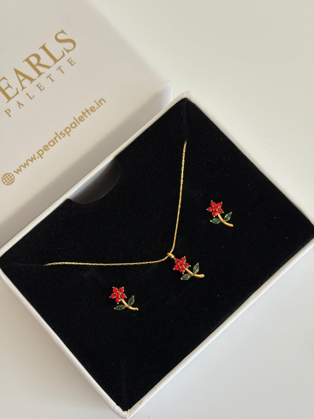 ROSY NECKLACE SET