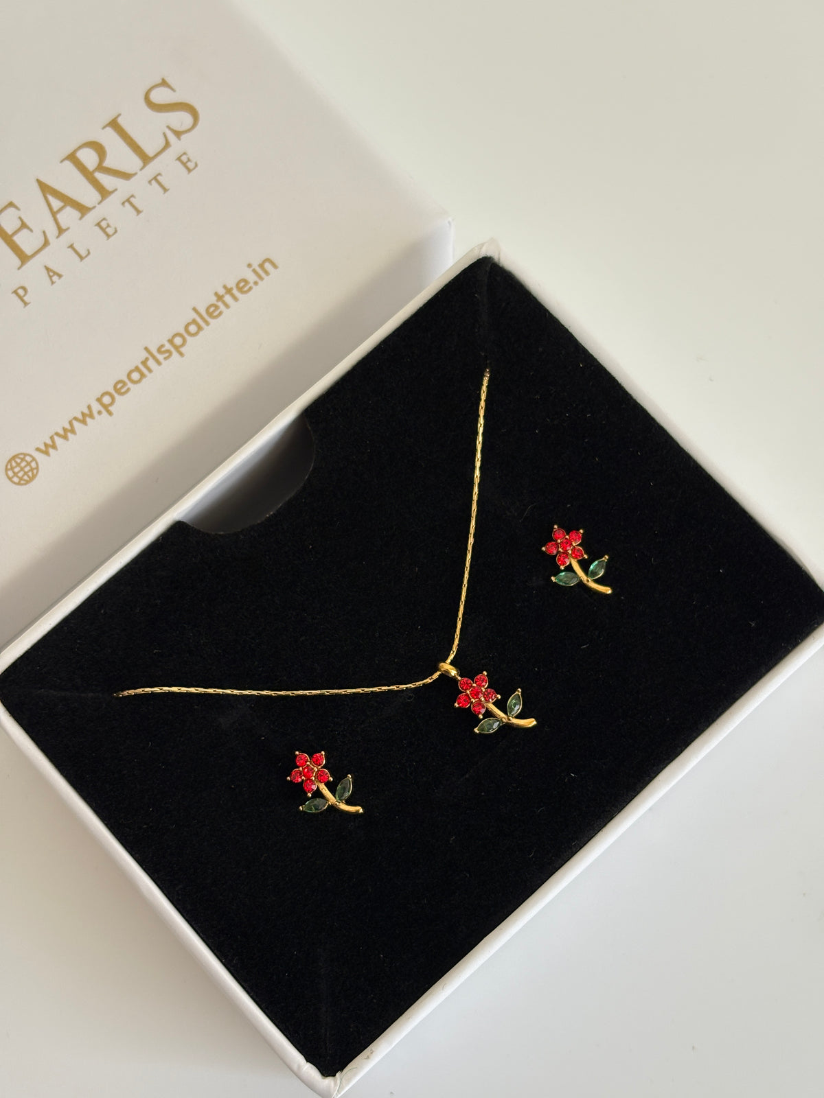 ROSY NECKLACE SET