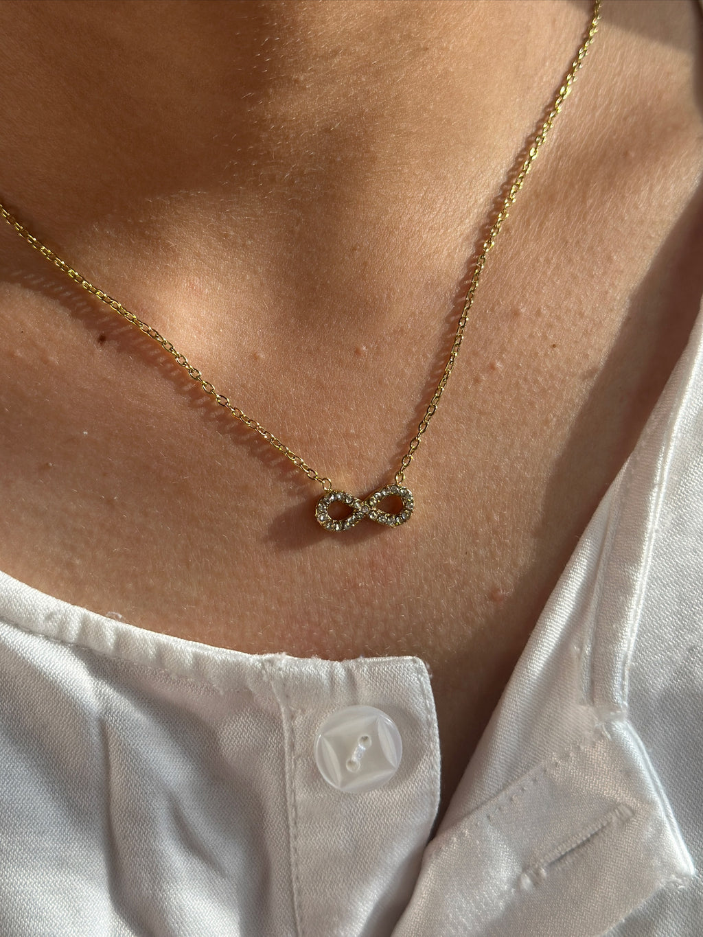 INFINITY DIAMOND NECKLACE