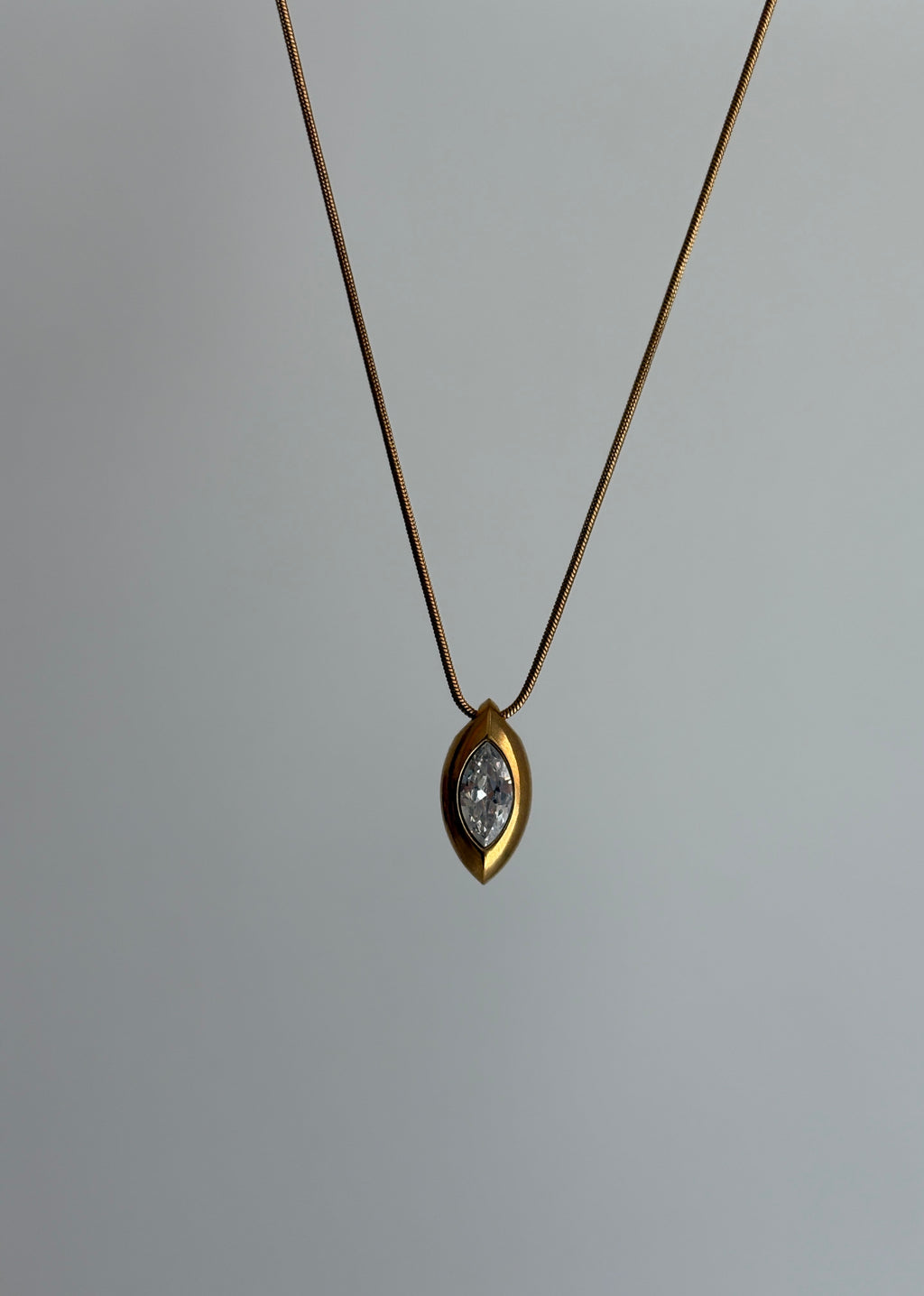 AURA NECKLACE
