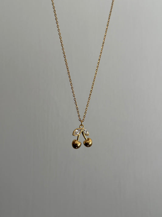 GOLDEN- CHERRY-NECKLACE