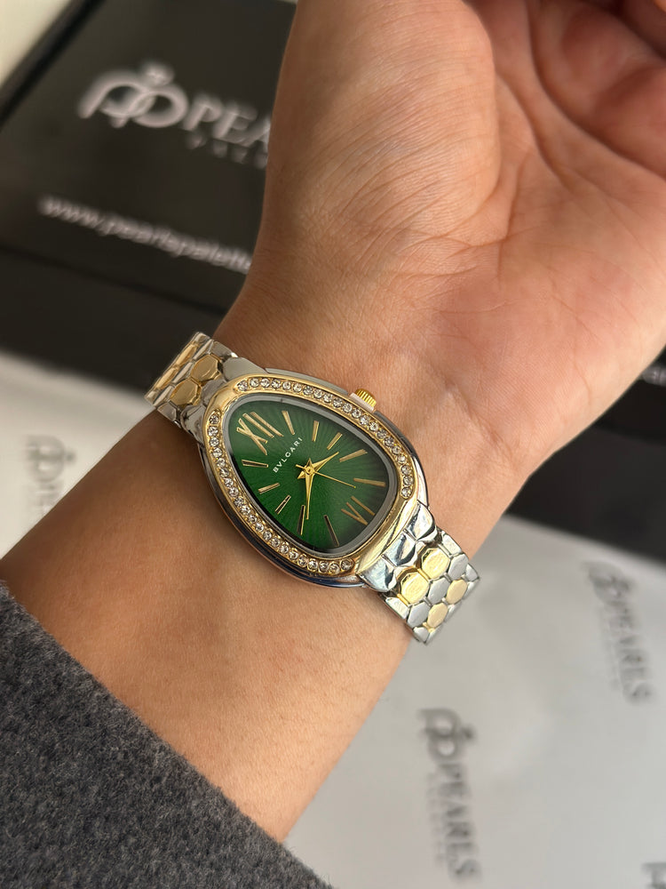 VERDANT VINTAGE WATCH ( GREEN DIAL)