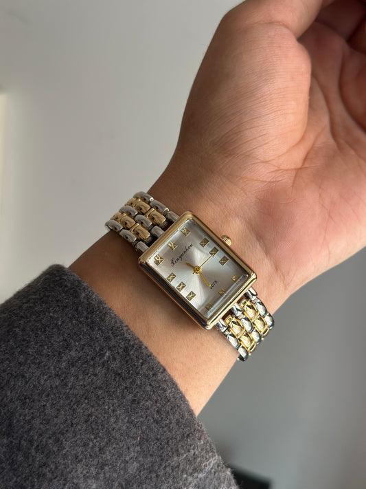 PEARL GLOW VINTAGE WATCH