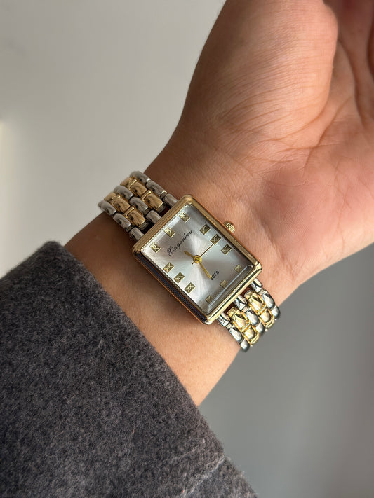 PEARL GLOW VINTAGE WATCH
