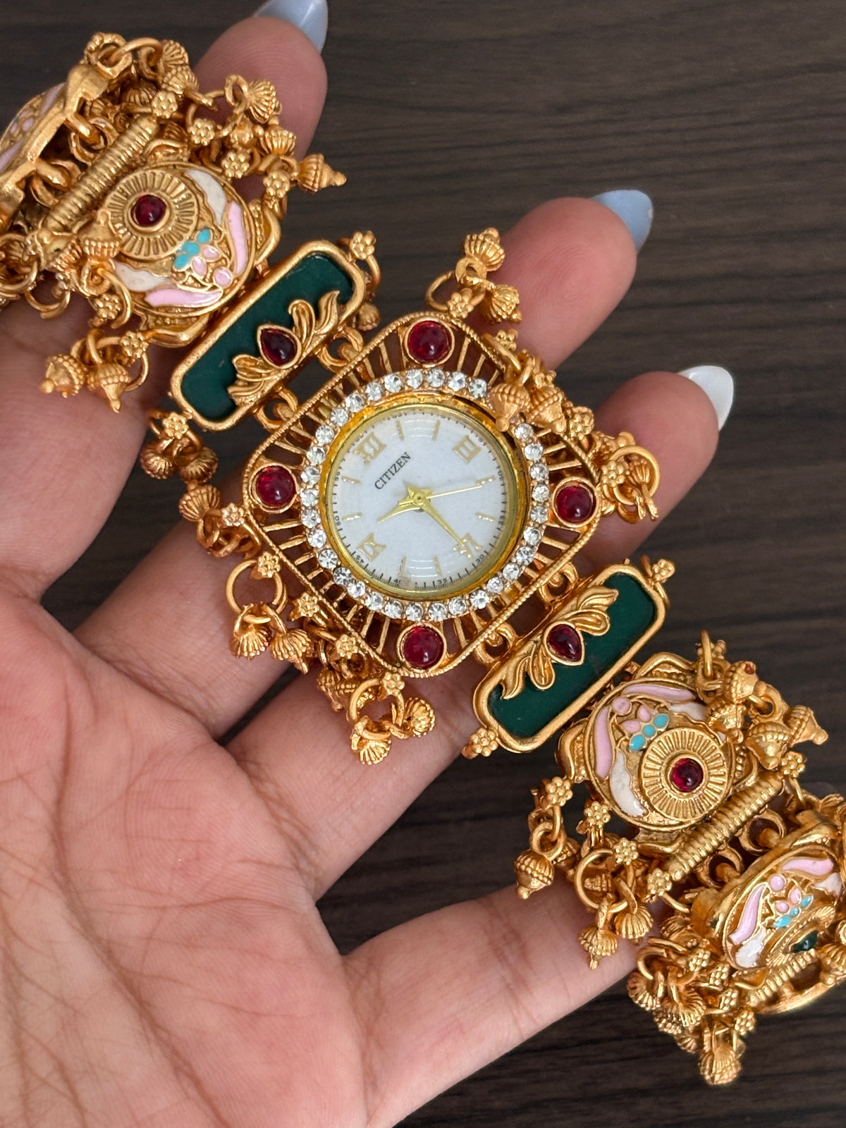 APEKSHA HERITAGE WATCHE