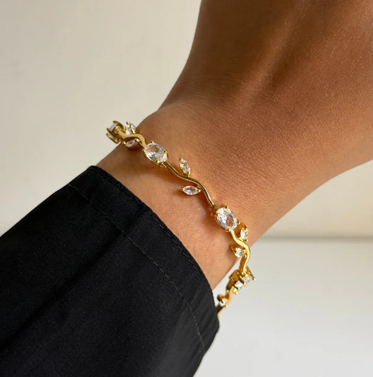 AMMY-VIRAL-COCONUT-TULIP-BRACELET ( Gold)