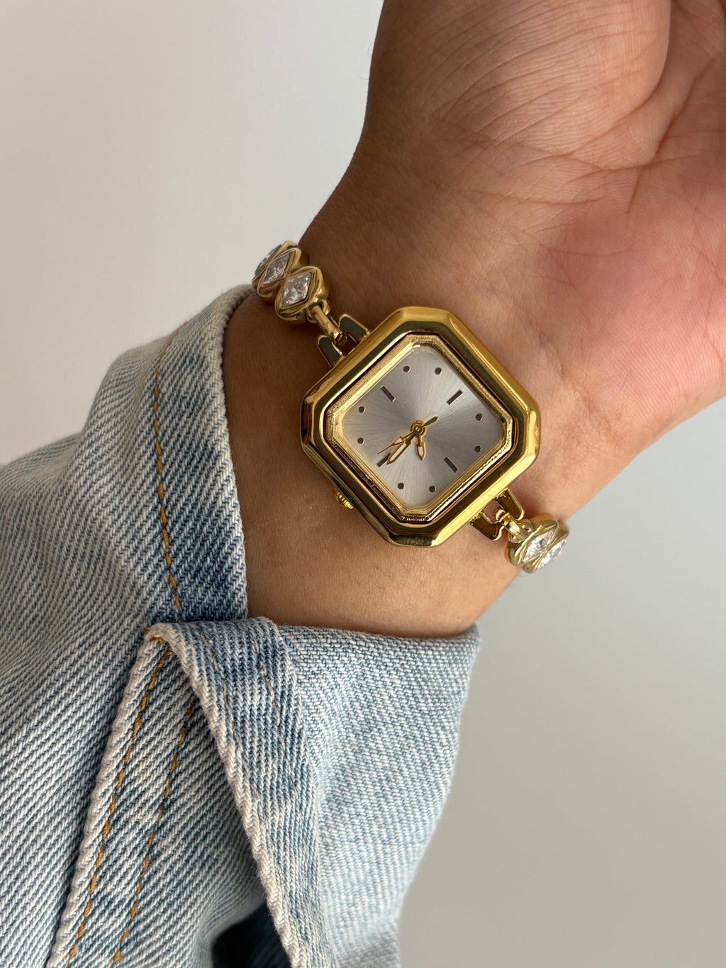 ILEANA VINTAGE WATCH