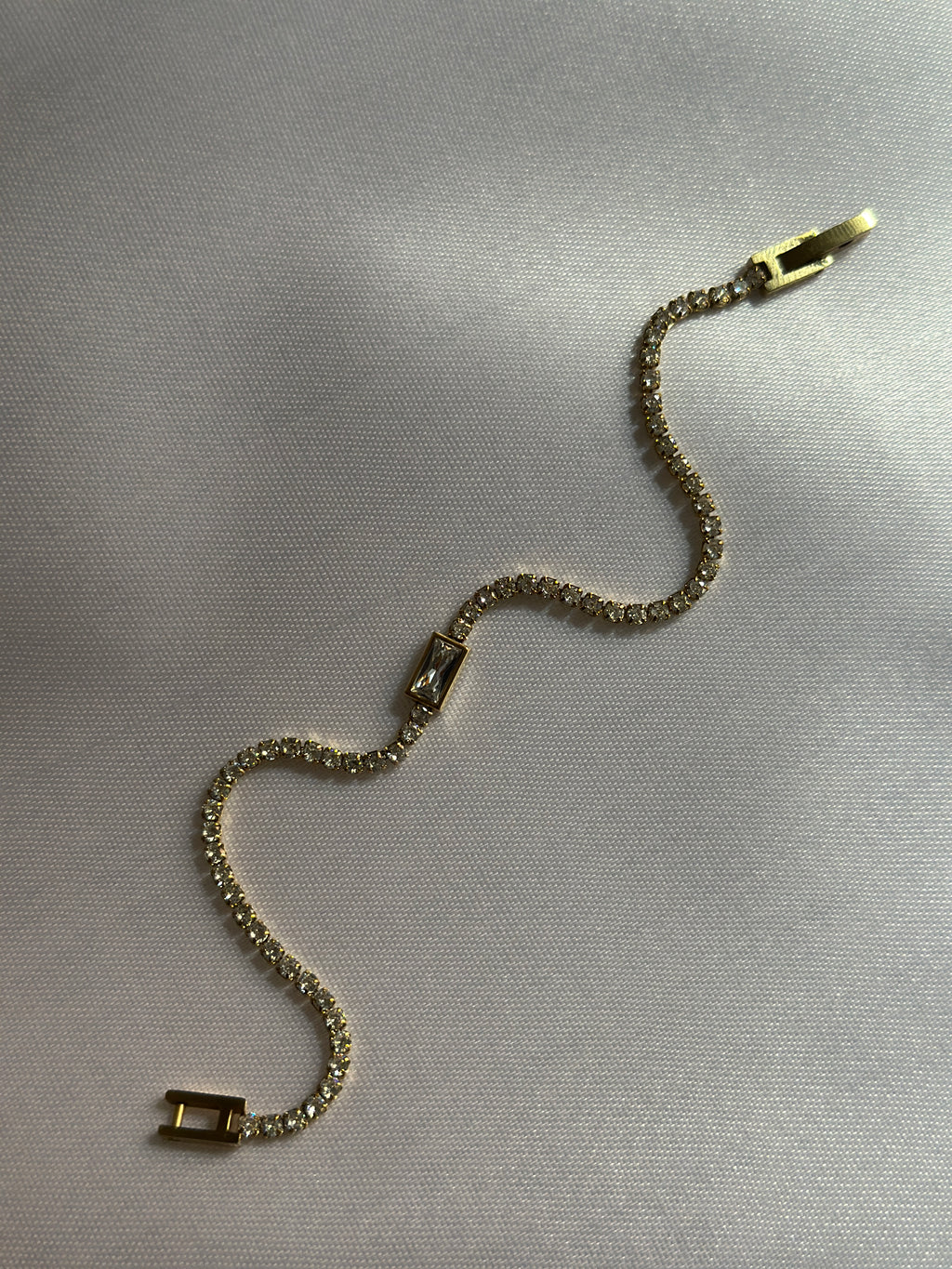 The-Demi-Tennis-Bracelet