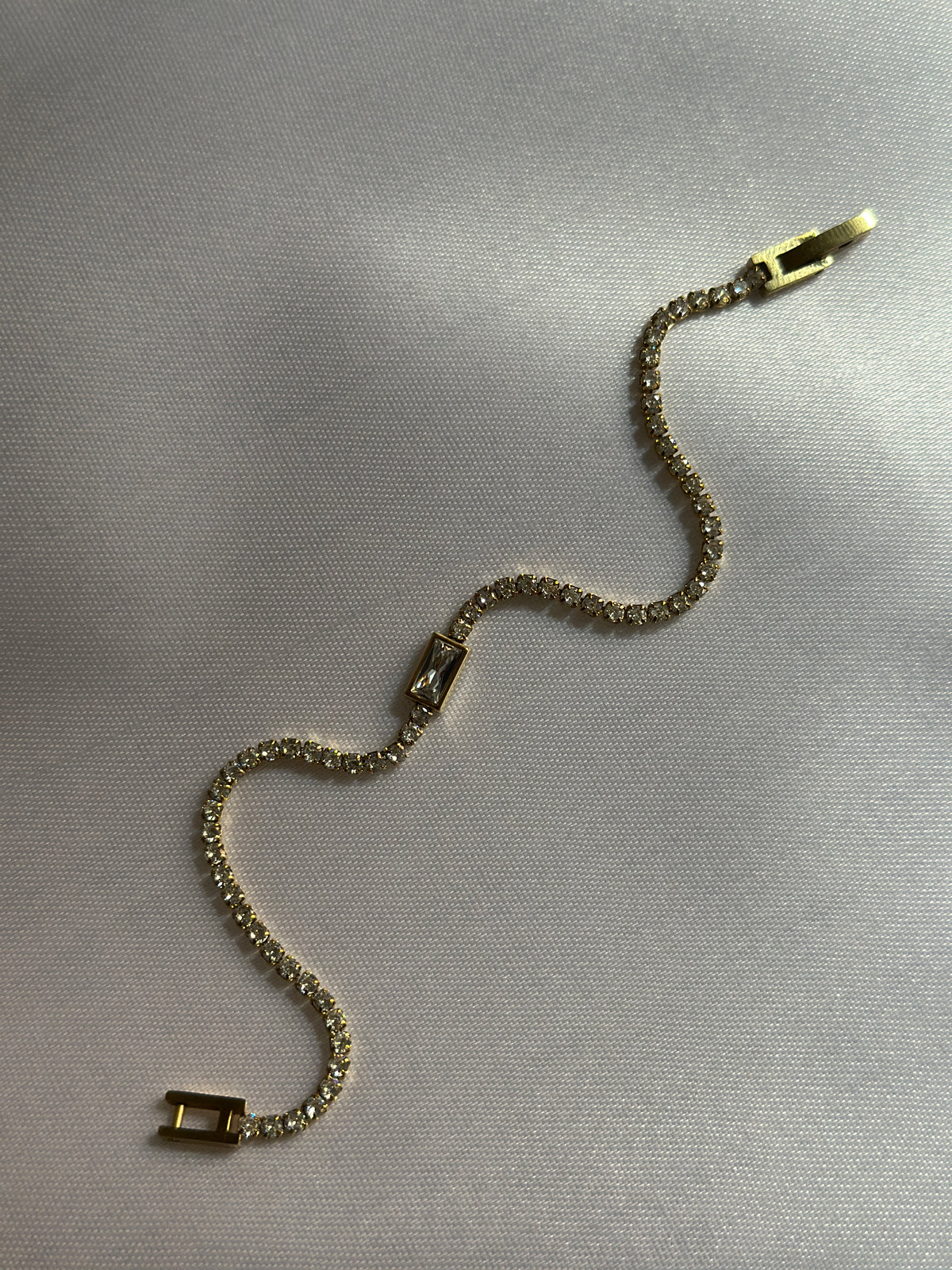 The-Demi-Tennis-Bracelet