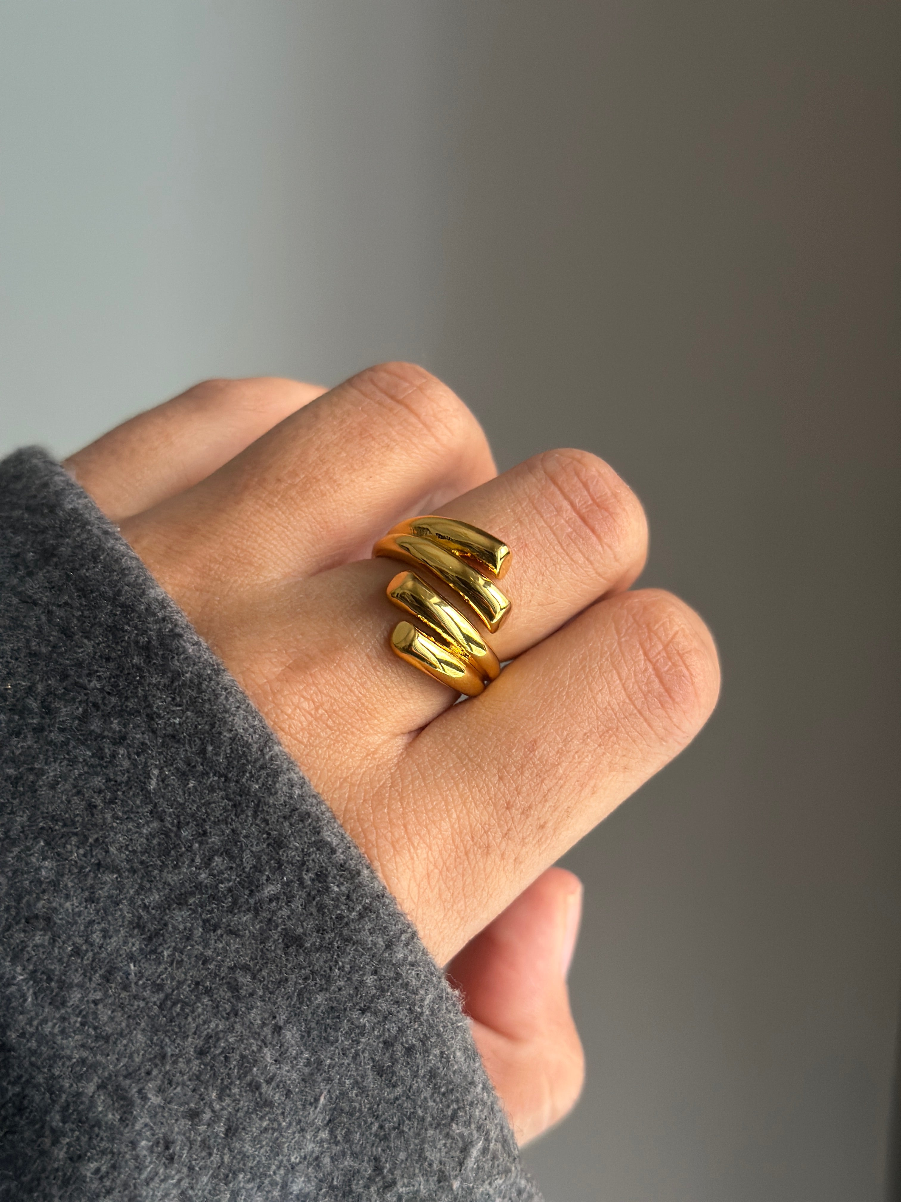 AVIKA-ADJUSTABLE-RING