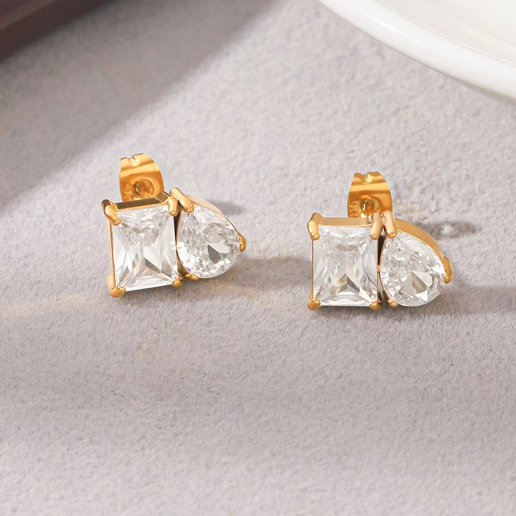 TEARDROP STUDS