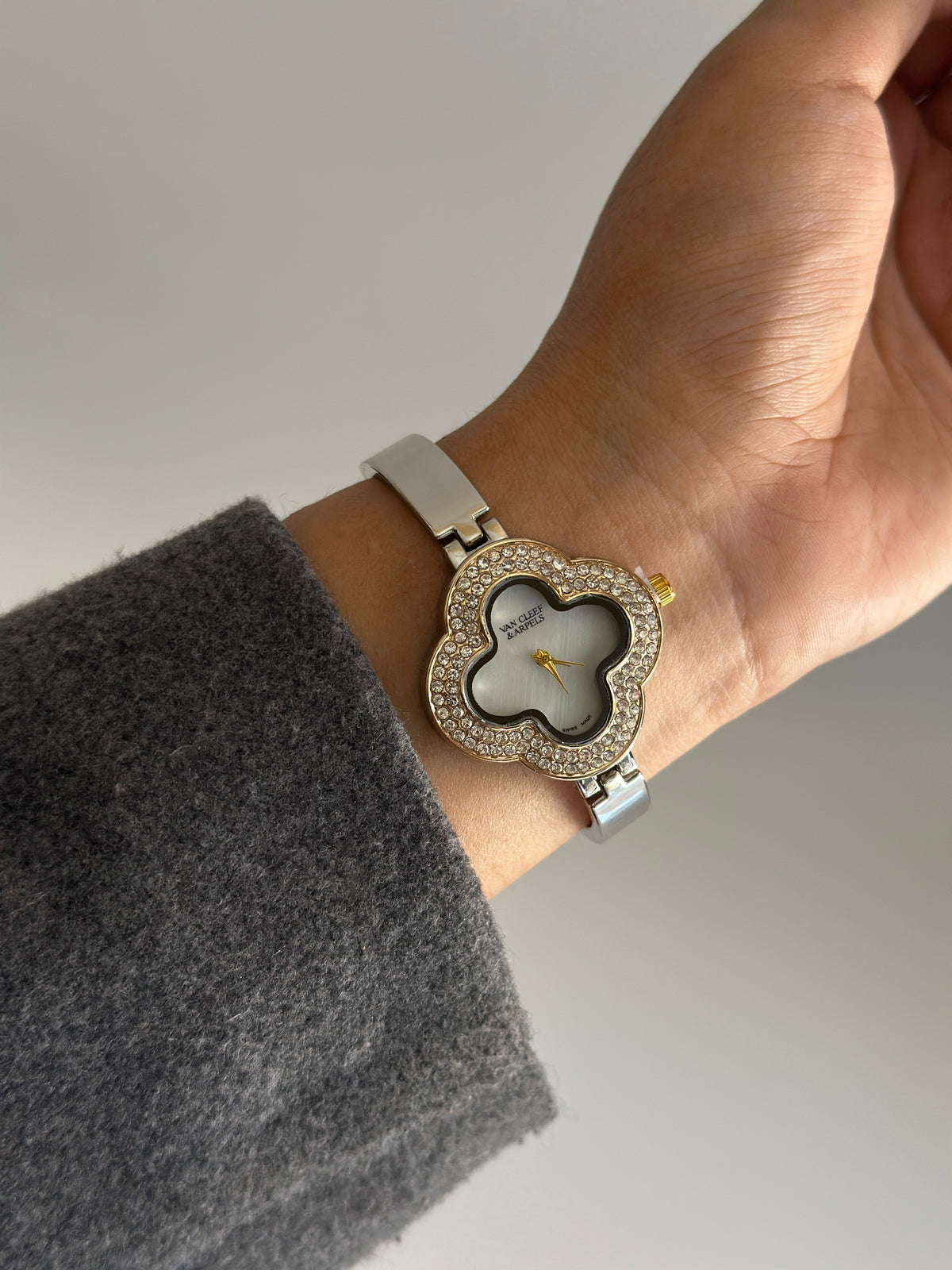 ARTIC GLOW WATCH