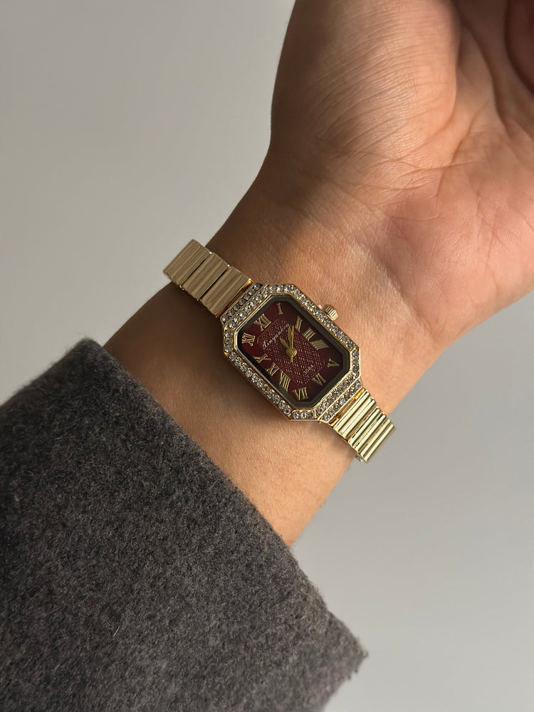 RUBY ERA VINTAGE WATCH