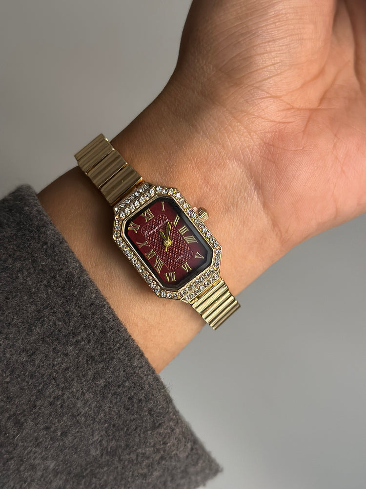 RUBY ERA VINTAGE WATCH