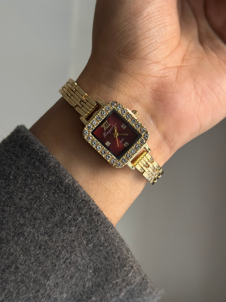 CHERRY LUXE VINTAGE WATCH