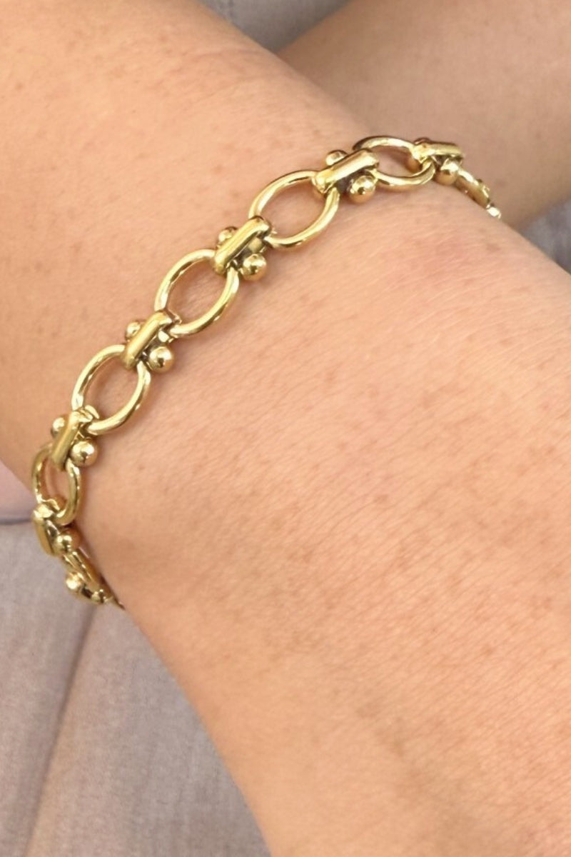 KAIRA-CHAIN-BRACELET