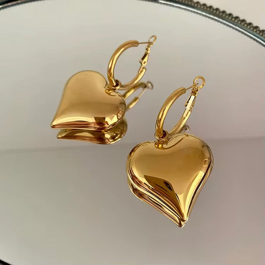 GOLDEN-HEART-EARRINGS