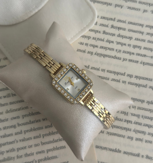 DIANA VINTAGE WATCH