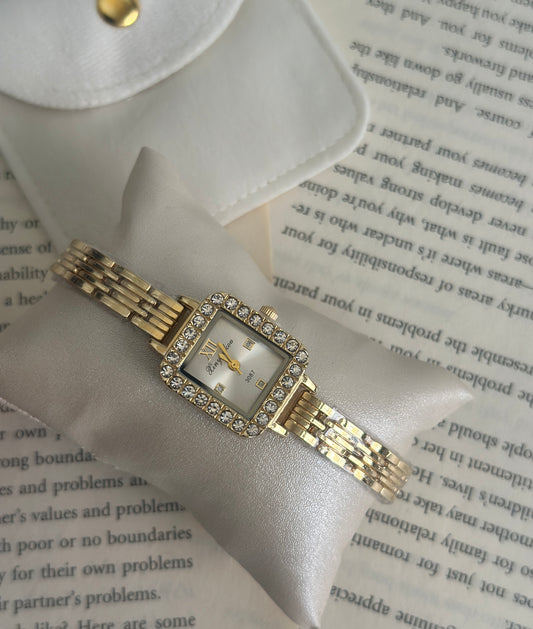 DIANA VINTAGE WATCH