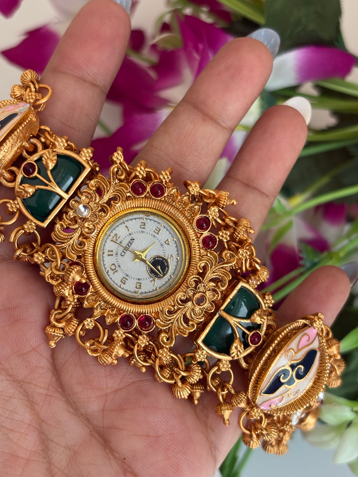 NIHARIKA HERITAGE WATCH