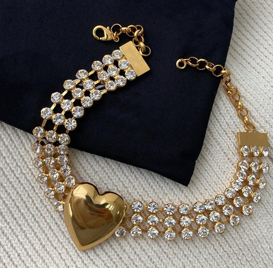 BOLD-HEART-CHOKER-NECKLACE