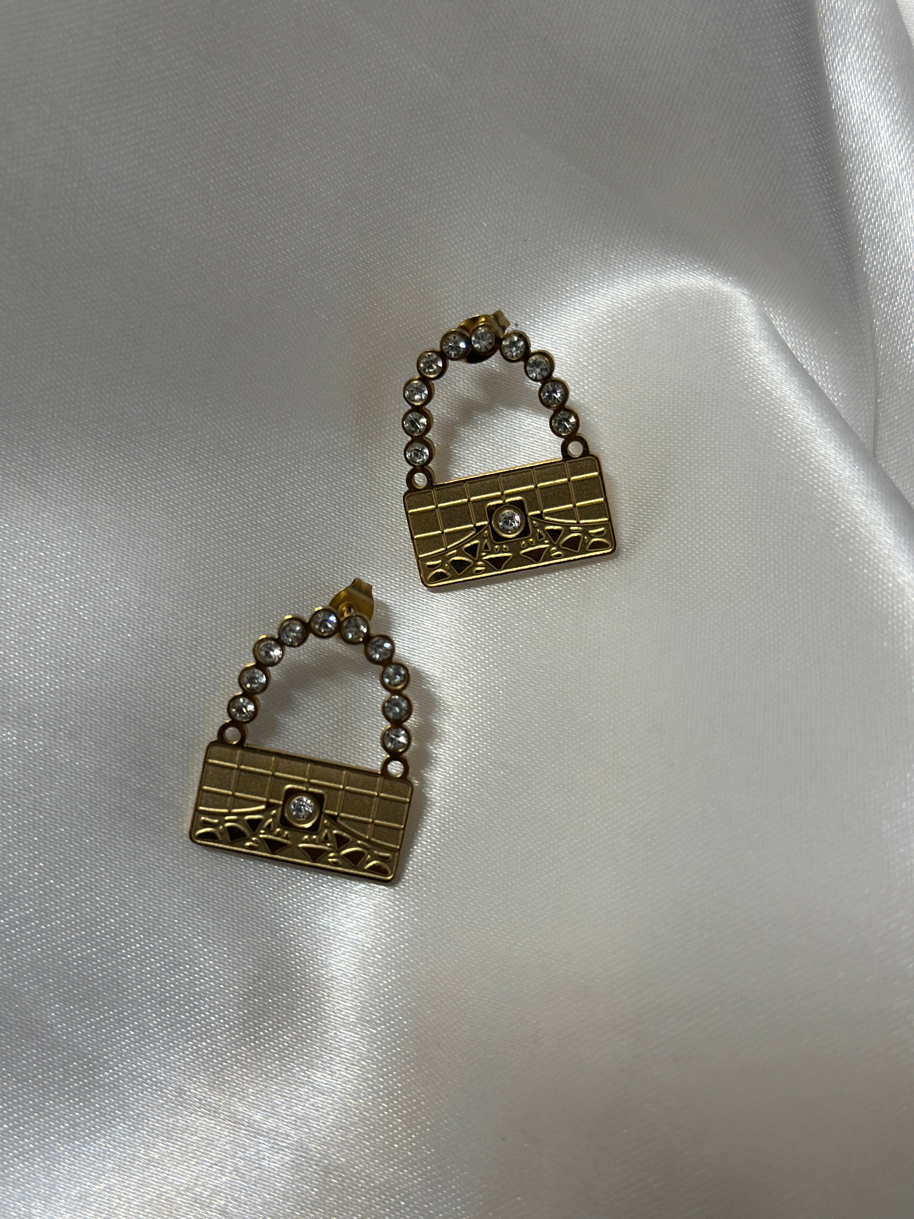 NOVELTY-EARRINGS