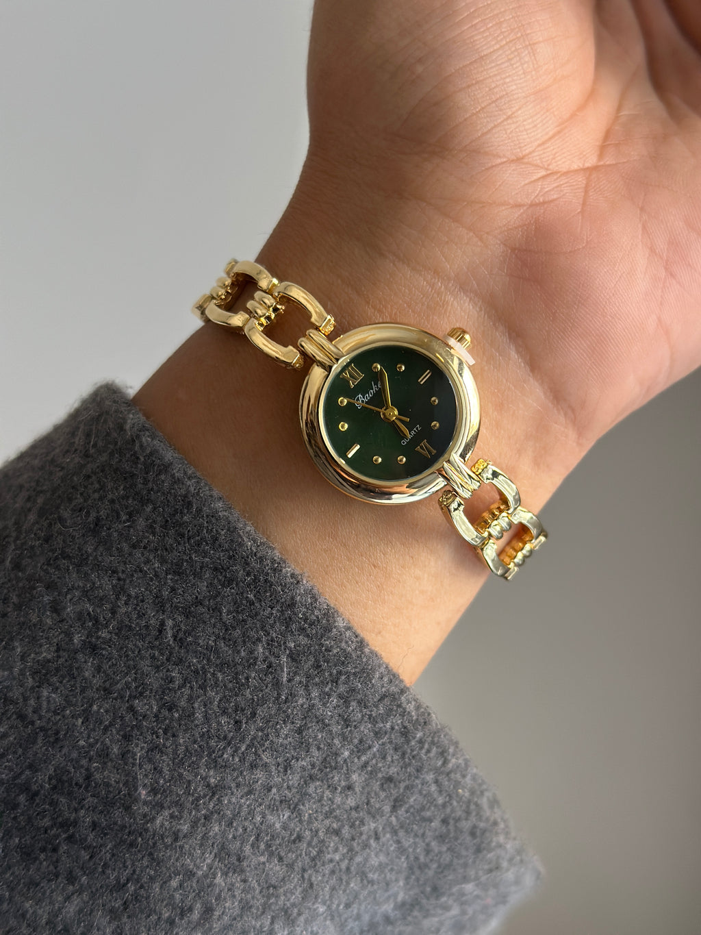 OLD MONEY VINTAGE WATCH