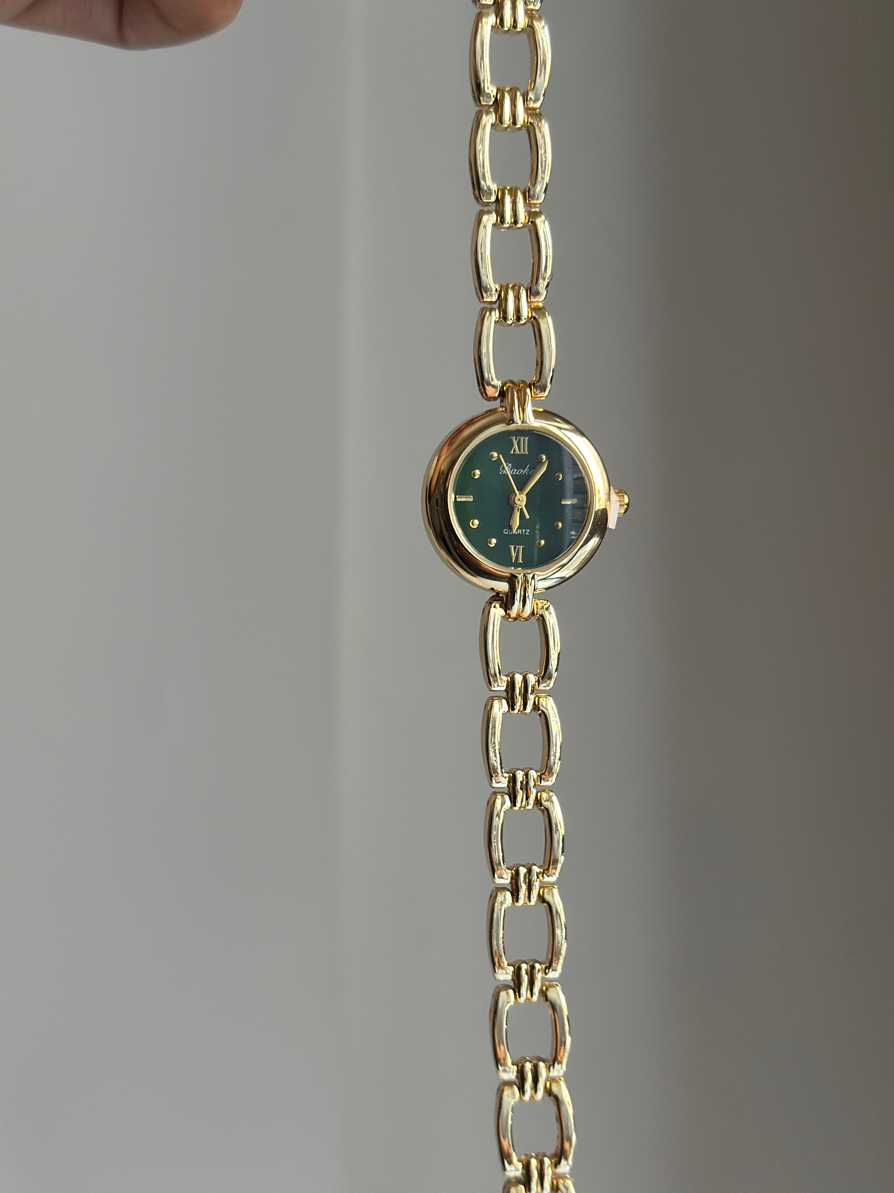 OLD MONEY VINTAGE WATCH