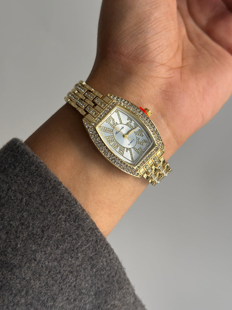 RICH GIRL VINTAGE WATCH