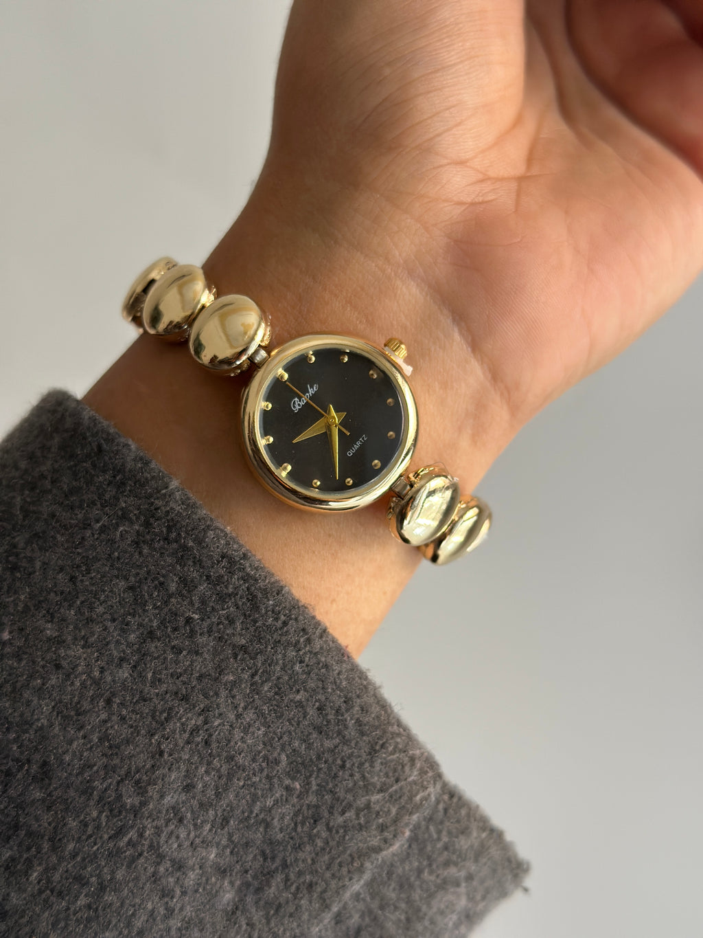 PERSIAN SAGA VINTAGE DIAL