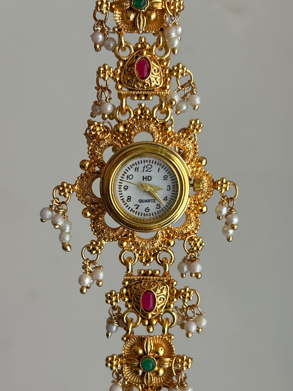 NUSRAT HERITAGE WATCH