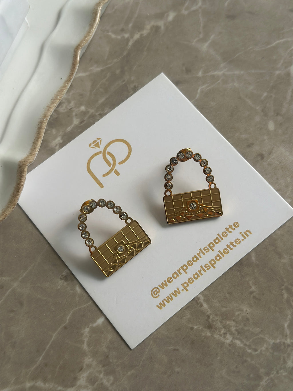 NOVELTY-EARRINGS